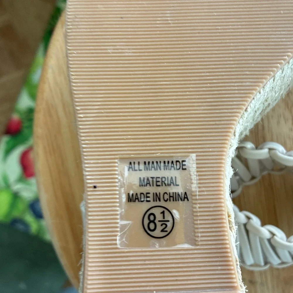 Bohemian Cream Chunky Comfy Wedge 5” Heel Open Toe Espadrilles Size 8.5 NWT